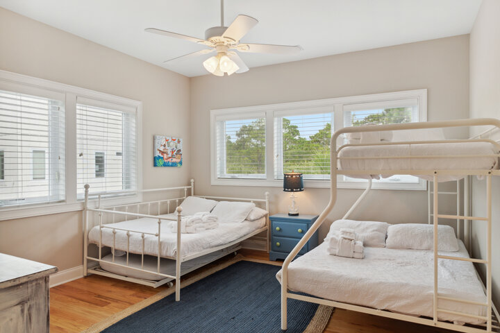 House in Folly Beach, US