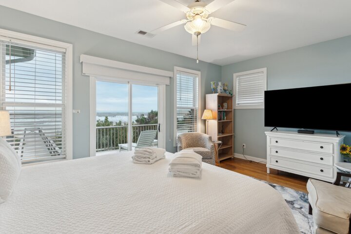 House in Folly Beach, US