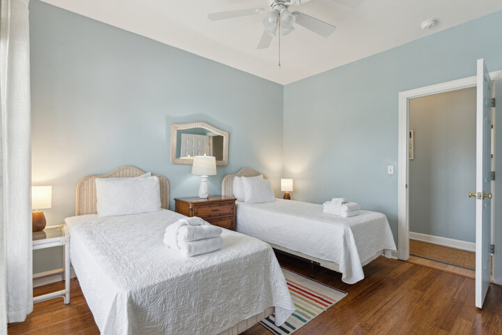 House in Folly Beach, US