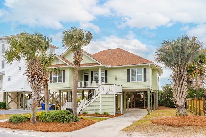 House in Folly Beach, US