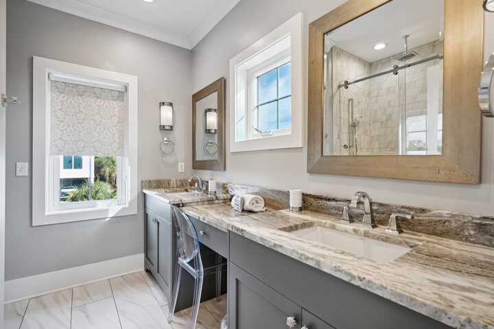 House in Folly Beach, US