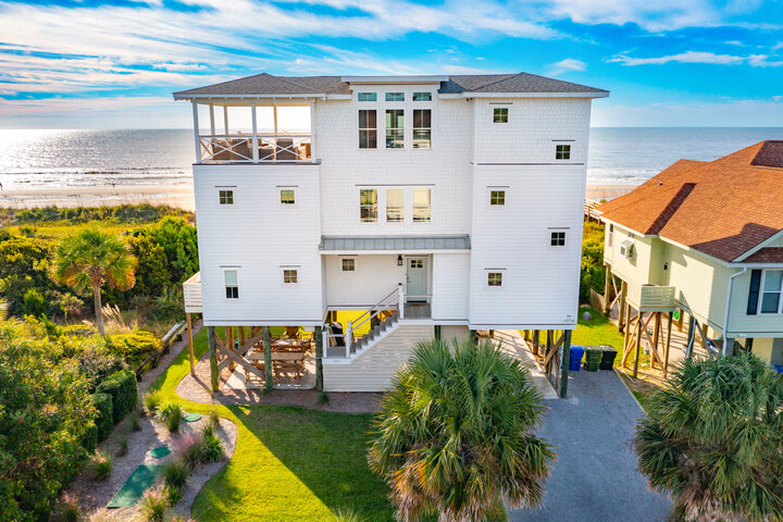 House in Folly Beach, US