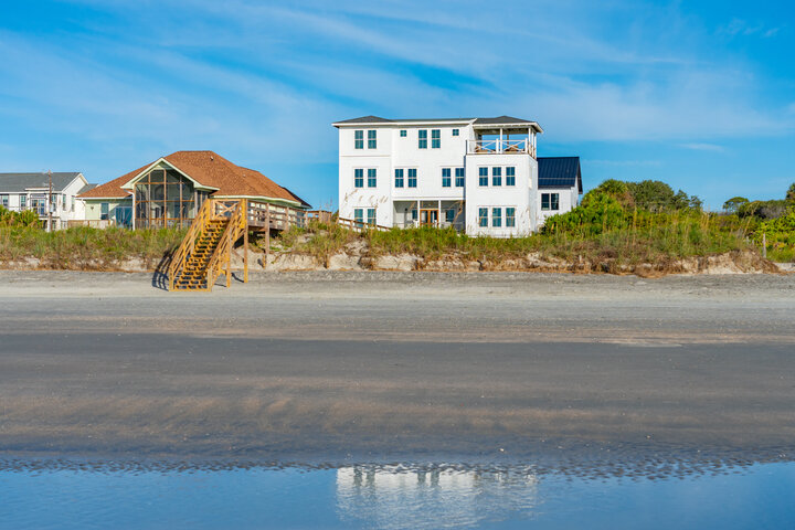 House in Folly Beach, US