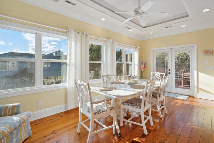 House in Folly Beach, US