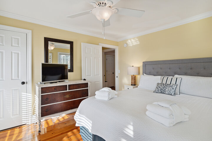 House in Folly Beach, US