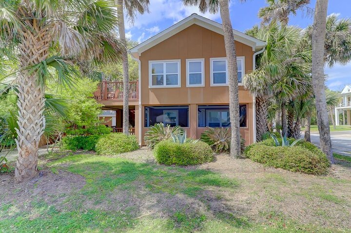 House in Folly Beach, US