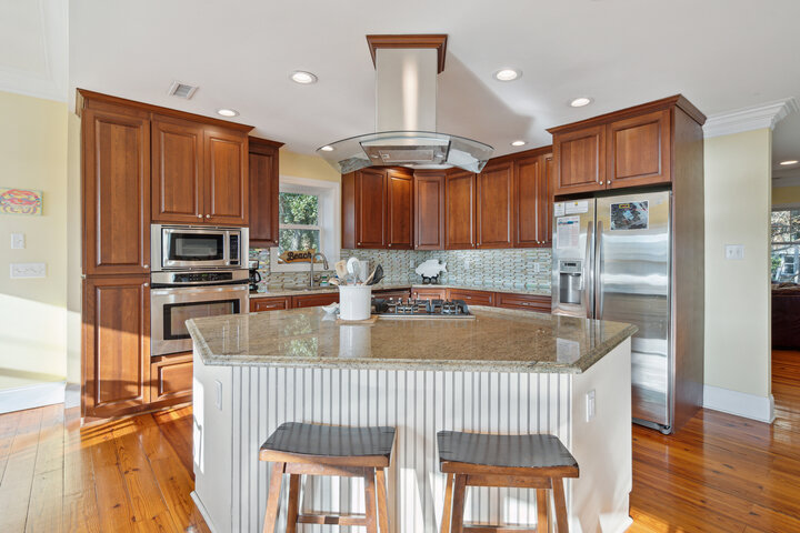 House in Folly Beach, US