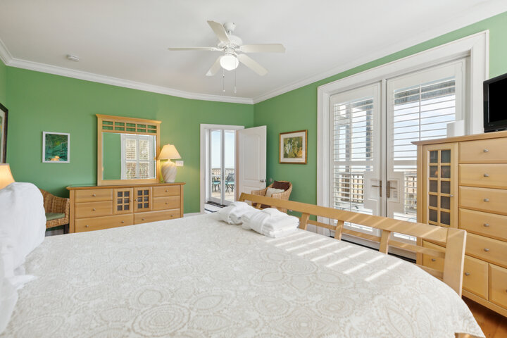 House in Folly Beach, US