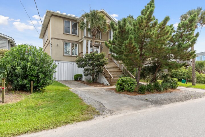 House in Folly Beach, US