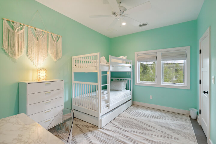 House in Folly Beach, US