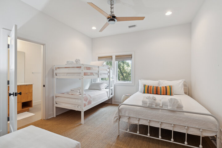 House in Folly Beach, US