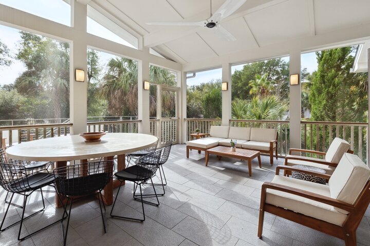 House in Folly Beach, US