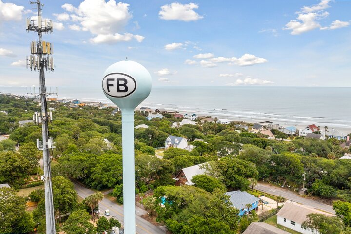 House in Folly Beach, US