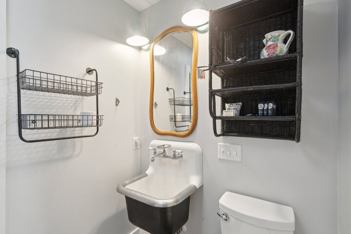 House in Folly Beach, US