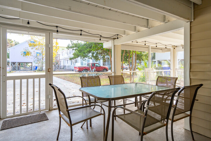 House in Folly Beach, US