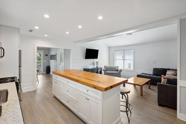 House in Folly Beach, US