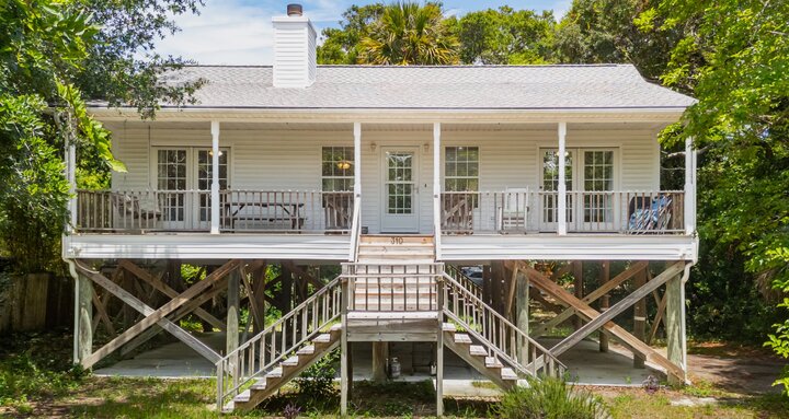 House in Folly Beach, US