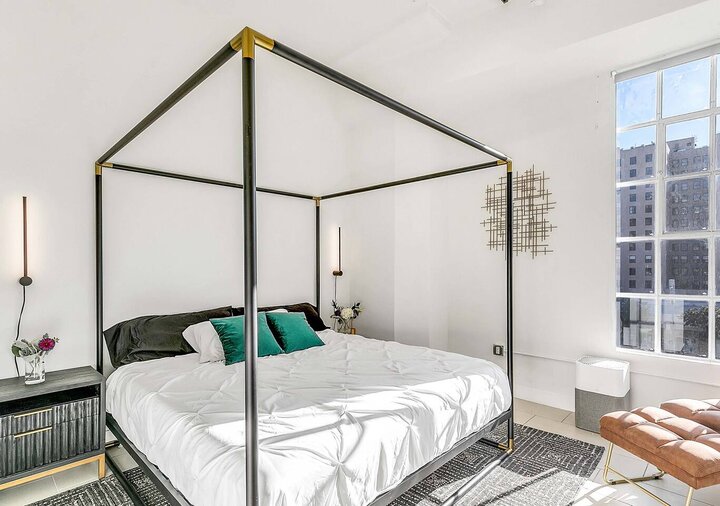 Apartment in Los Angeles, US