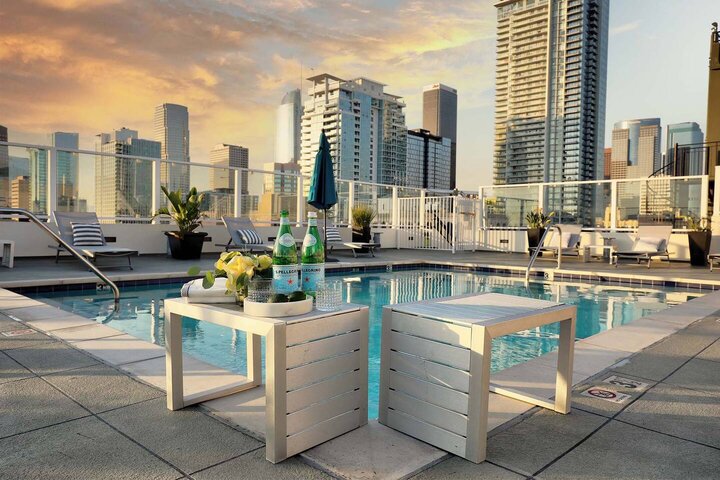 Rental unit in Los Angeles, US