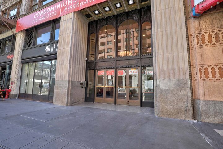 Rental unit in Los Angeles, US