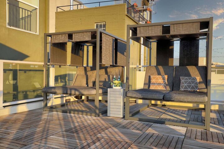 Rental unit in Los Angeles, US