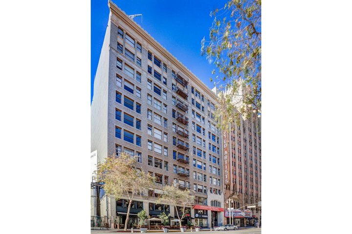 Rental unit in Los Angeles, US