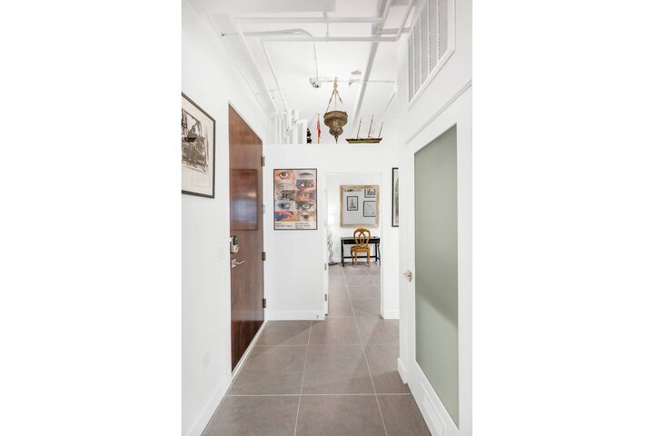 Rental unit in Los Angeles, US