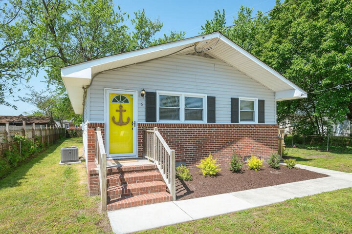 Bungalow in Hampton, US