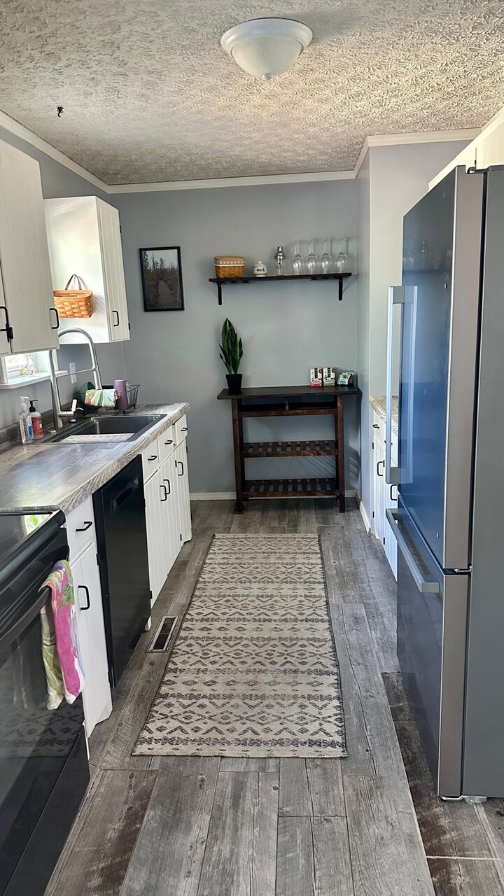 Home in Saint Robert, US