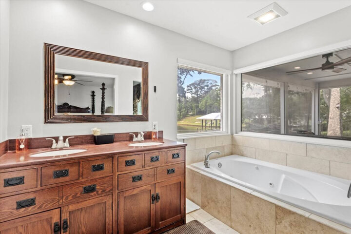 House in Ocean Springs, US