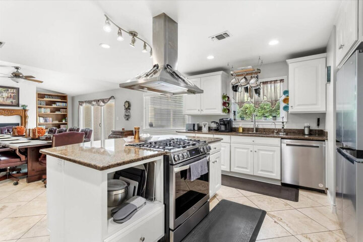 House in Ocean Springs, US