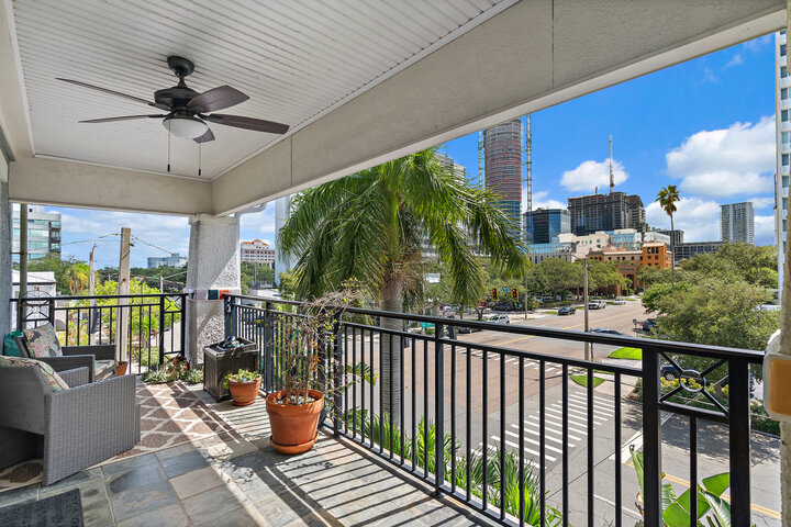 Condominium in St. Petersburg, US