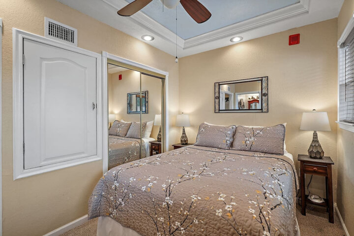 Condominium in St. Petersburg, US