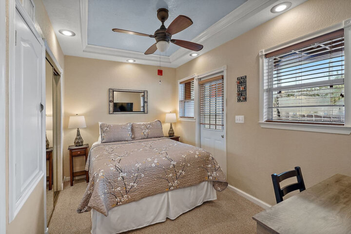 Condominium in St. Petersburg, US