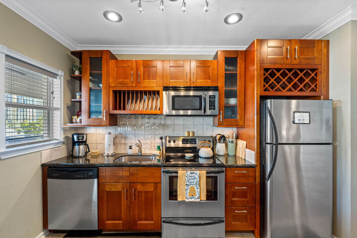 Apartment in St. Petersburg, US