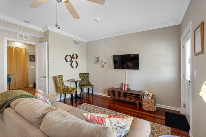 Apartment in St. Petersburg, US