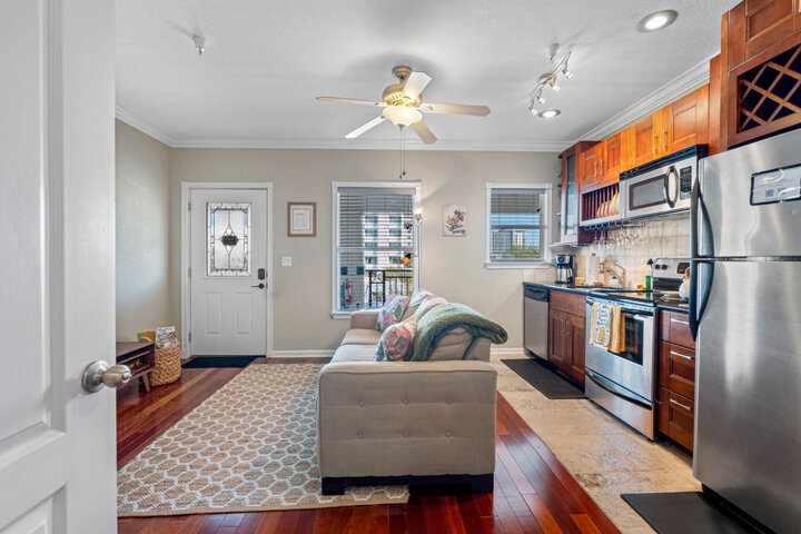 Apartment in St. Petersburg, US