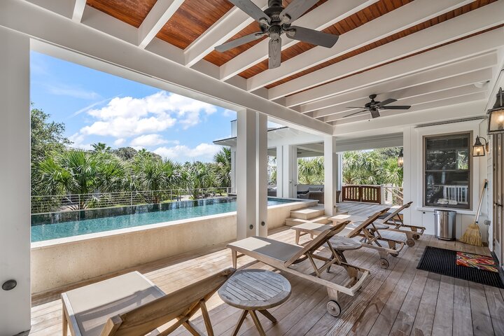 Building in Isle of Palms, US