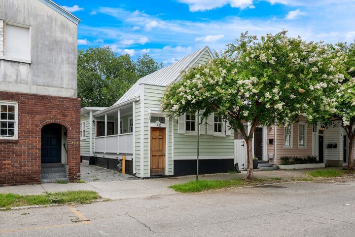 Home in Charleston, US