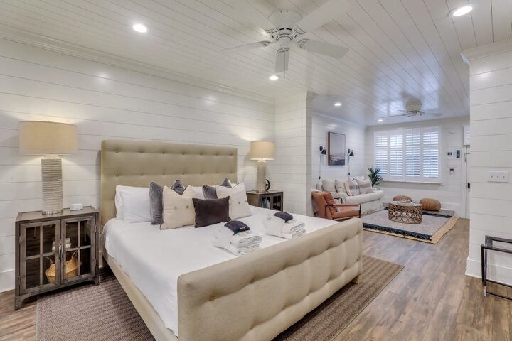 Rental unit in Charleston, US