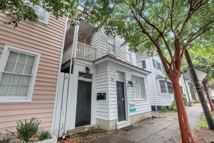 Rental unit in Charleston, US