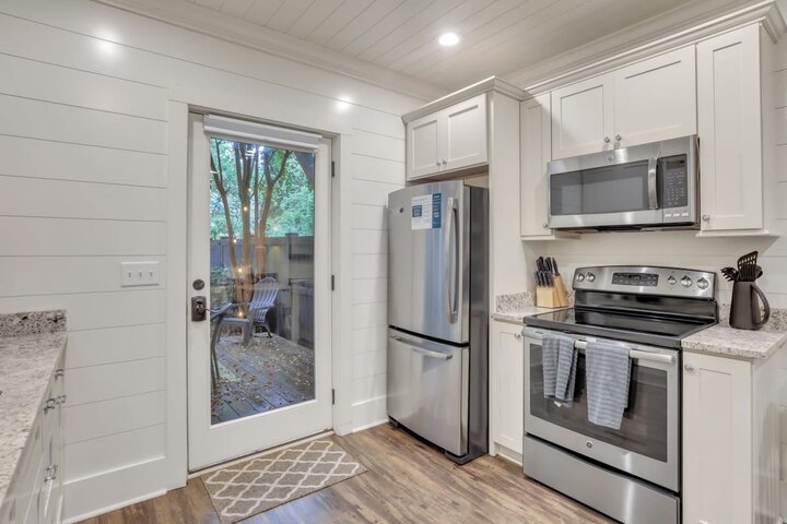 Rental unit in Charleston, US