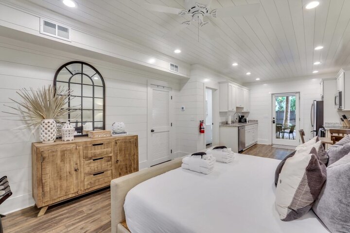 Rental unit in Charleston, US