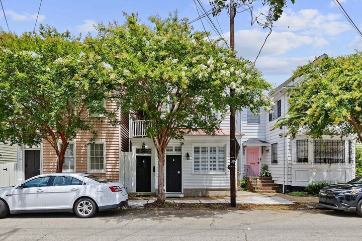 Rental unit in Charleston, US