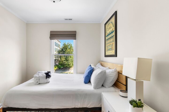 Rental unit in Charleston, US