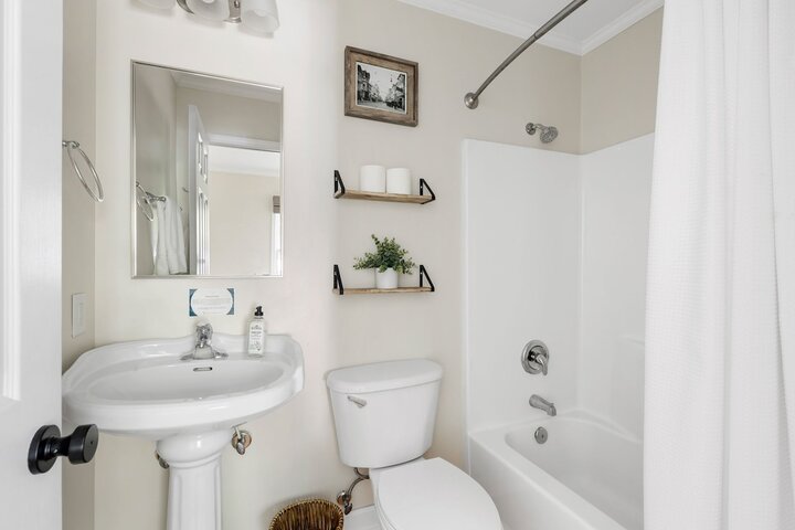 Rental unit in Charleston, US