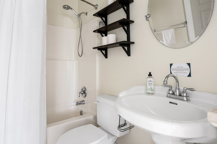 Rental unit in Charleston, US