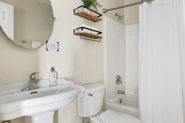 Rental unit in Charleston, US