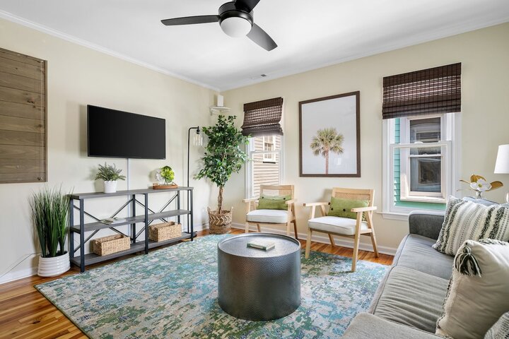 Rental unit in Charleston, US
