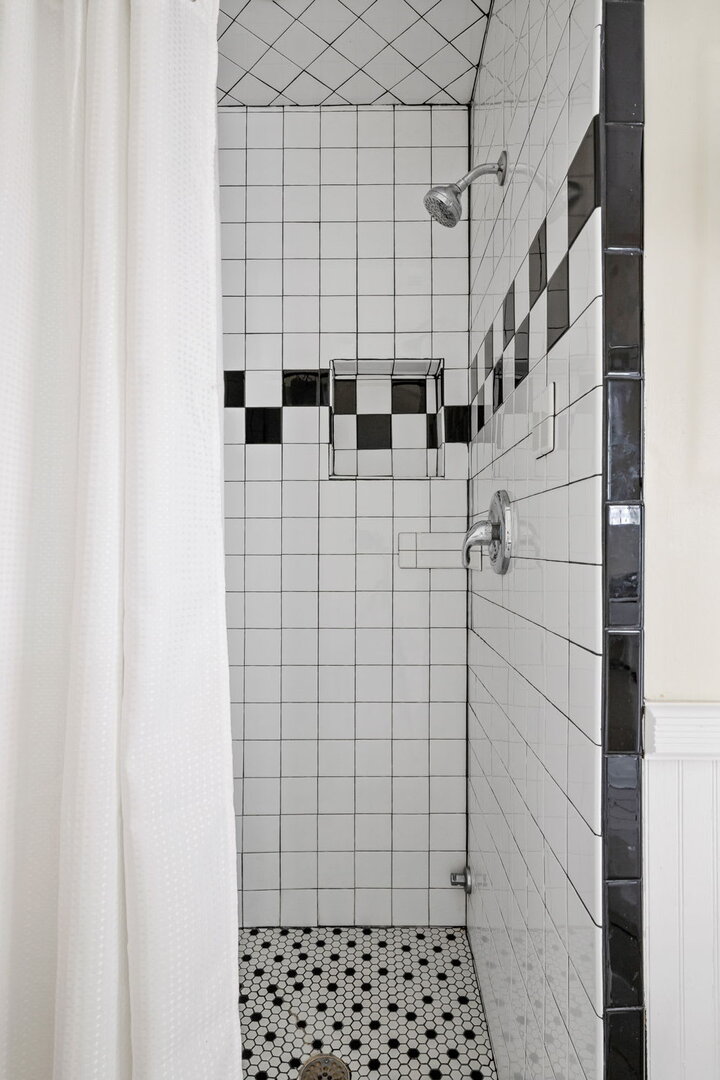 Rental unit in Charleston, US